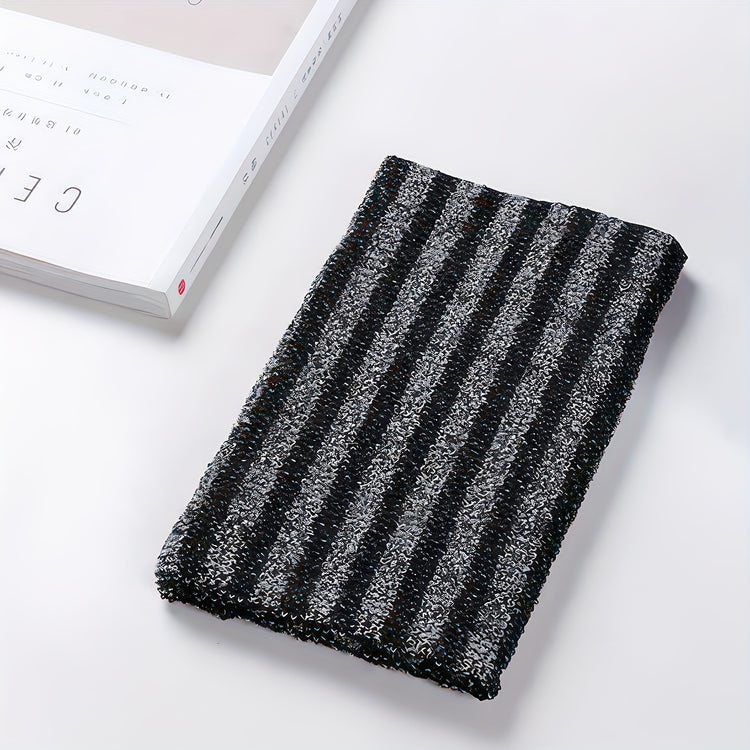 Back scrubber with sturdy strap handles for easy grip