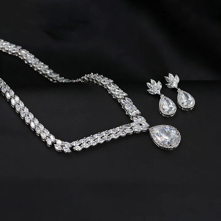 "Bridal Jewelry set with necklace and earring