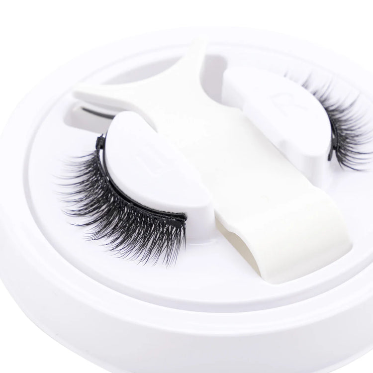 Magnetic eyelashes and tweezers set with reusable faux mink lashes