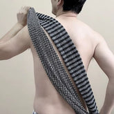 Back scrubber with sturdy strap handles for easy grip